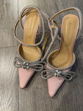 MACH & MACH Pink Satin Pointed-Toe Heels with Crystal Bow sz 40 worn once
